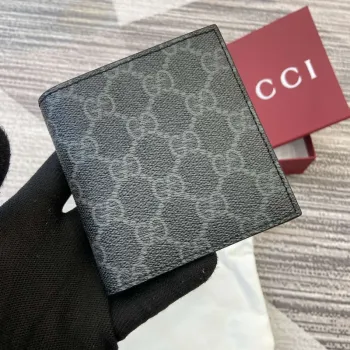 Gucci 821206 GG Emblem skládací peněženka černá