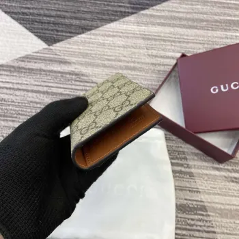 Gucci 821209 GG Emblem dvoudílný pouzdro na karty béžové a tmavě hnědé