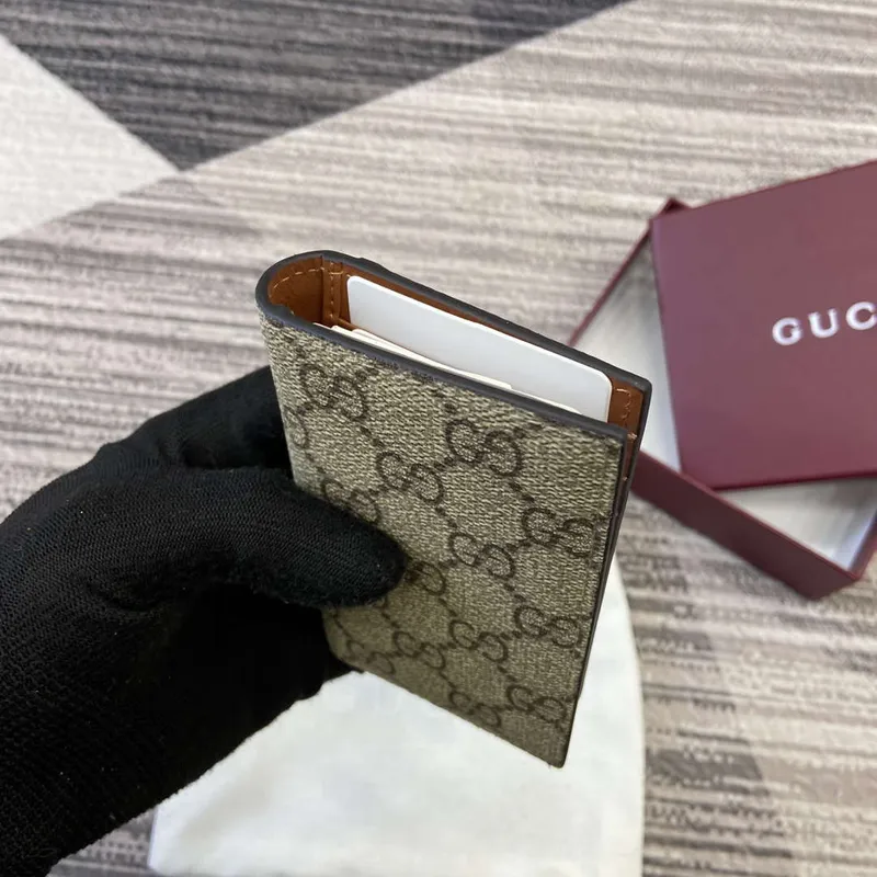 Gucci 821209 GG Emblem dvoudílný pouzdro na karty béžové a tmavě hnědé