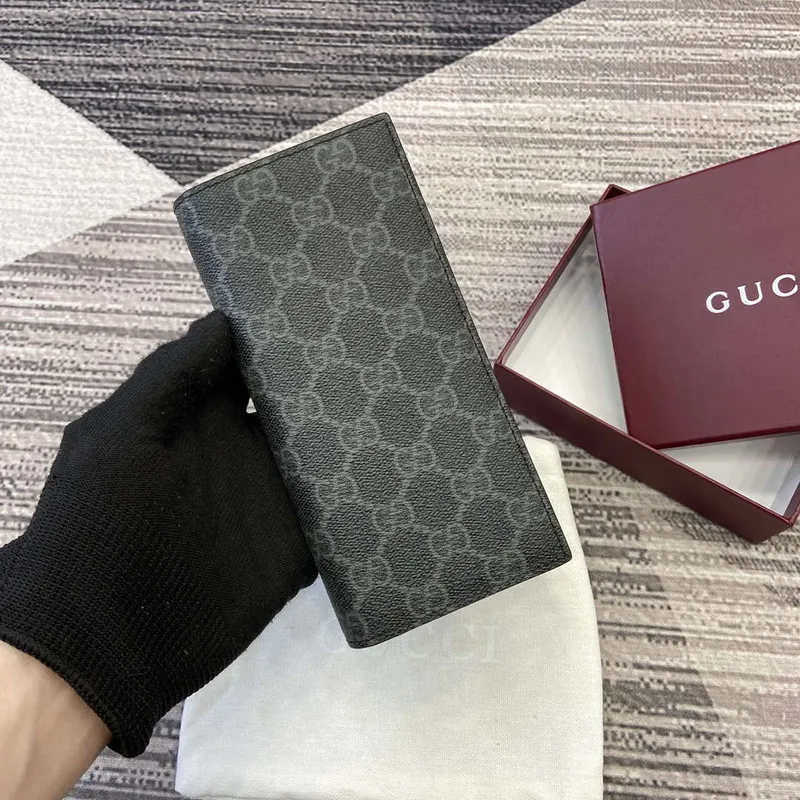 Gucci 821213 GG Emblem černá mini peněženka