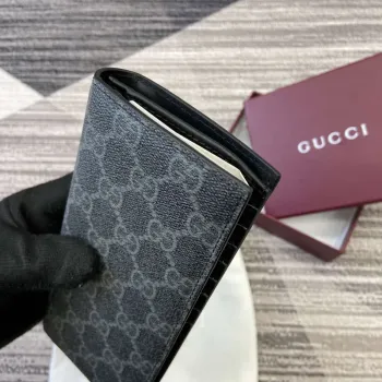 Gucci 821213 GG Emblem černá mini peněženka