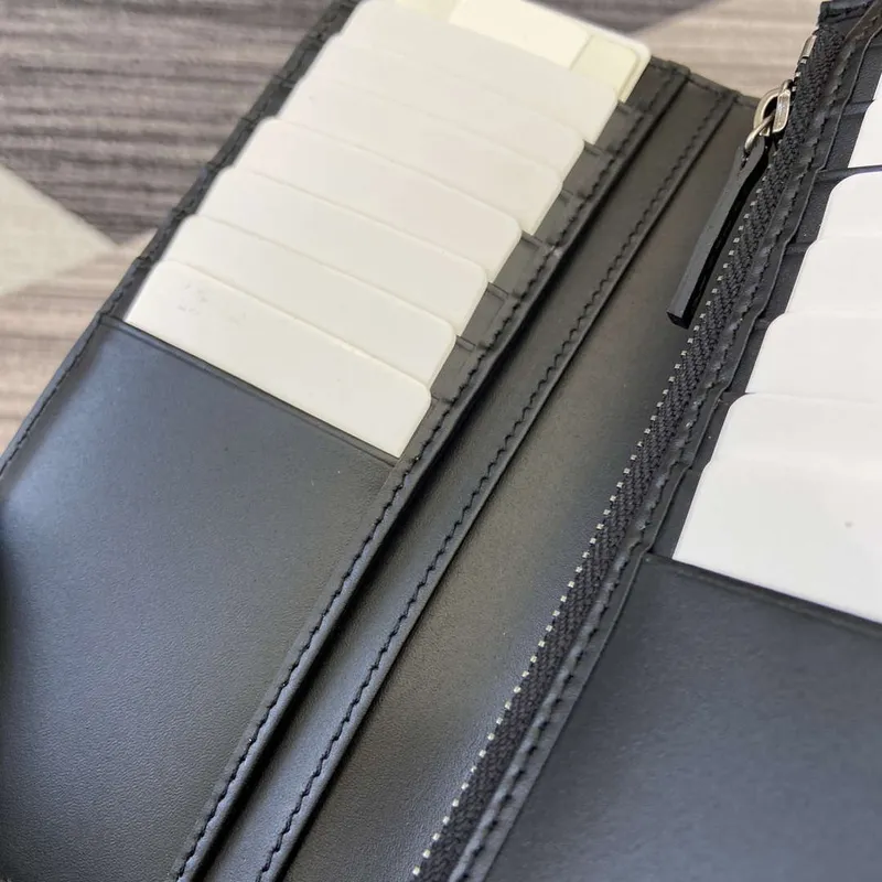 Gucci 821213 GG Emblem černá mini peněženka