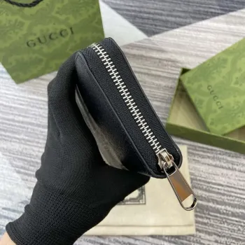 Gucci GG Emblem Černá a Béžová 821803 mini peněženka