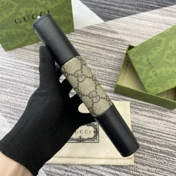 Gucci GG Emblem Černá a Béžová 821803 mini peněženka