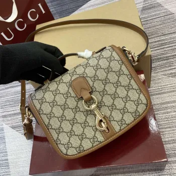 Gucci 815211 GG Emblem mini ramenní taška béžová a hnědá