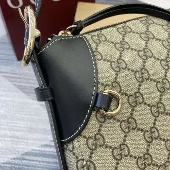 Gucci 815216 GG Emblem střední kabelka přes rameno béžová a černá