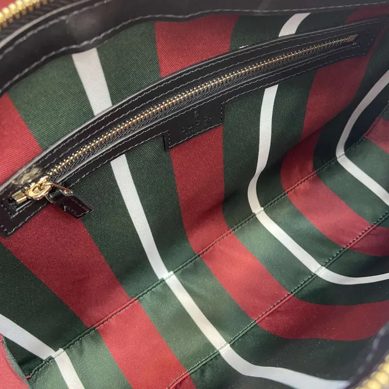 Gucci 815216 GG Emblem střední kabelka přes rameno béžová a černá