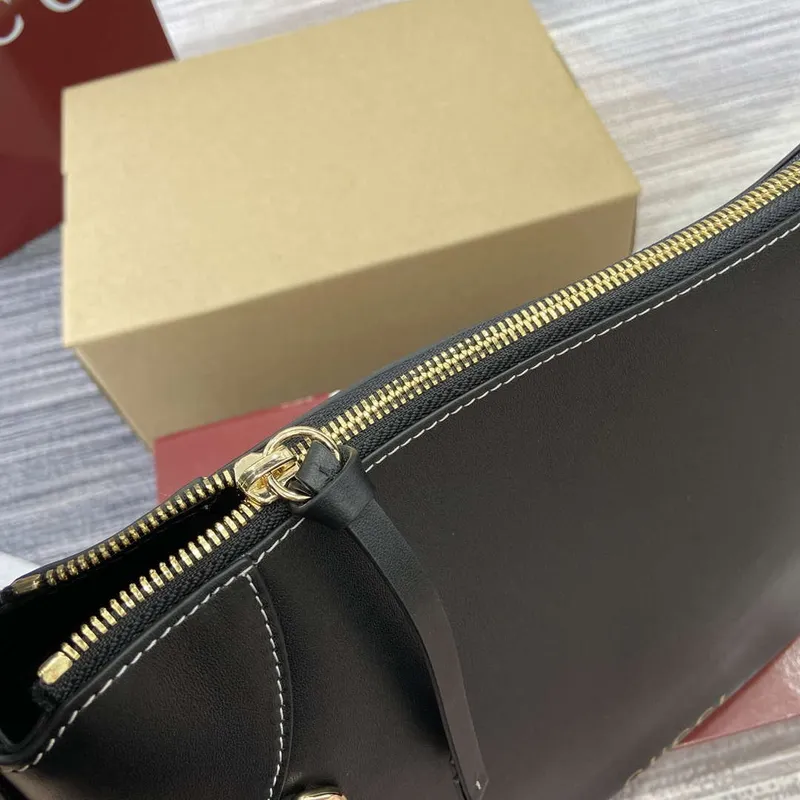 Gucci 815217 GG Emblem Velká taška přes rameno Černá