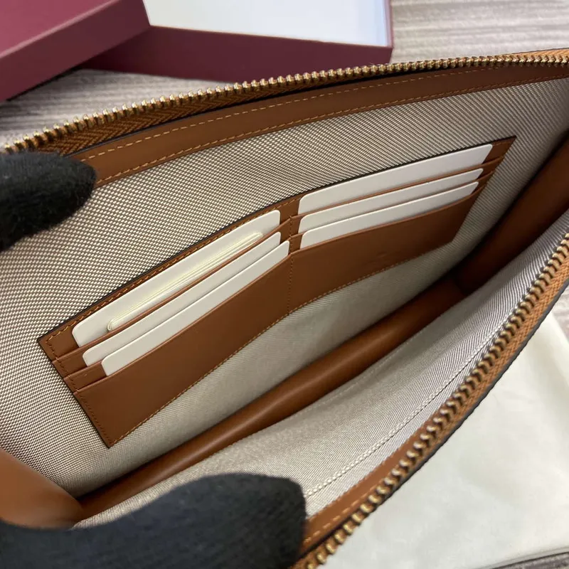 Gucci 768255 GG taška s detailem GG béžová