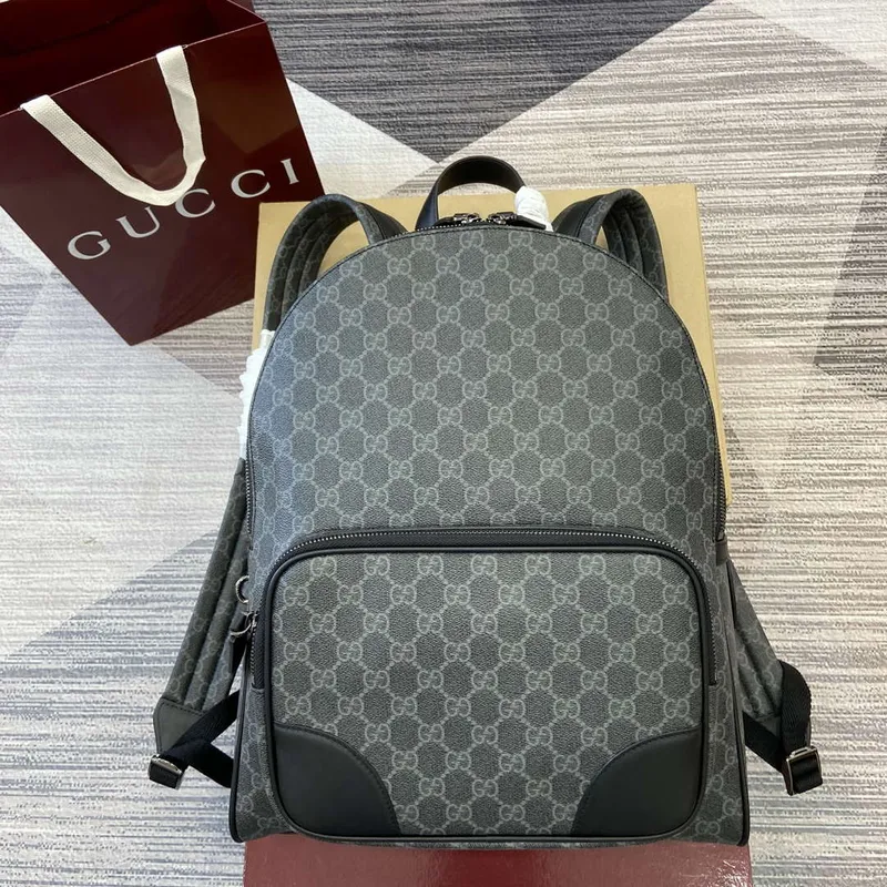 Gucci 821159 GG Emblem Střední Batoh Černý