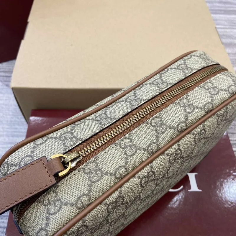 Gucci 821164 GG Emblem malá toaletní taška béžová a tmavě hnědá