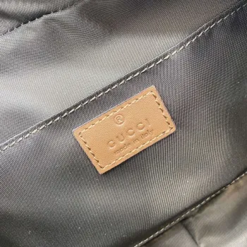 Gucci 821164 GG Emblem malá toaletní taška béžová a tmavě hnědá