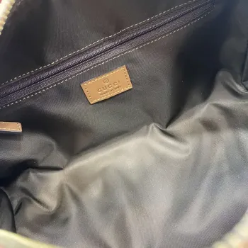 Gucci 821163 GG Emblem střední toaletní taška béžová a tmavě hnědá