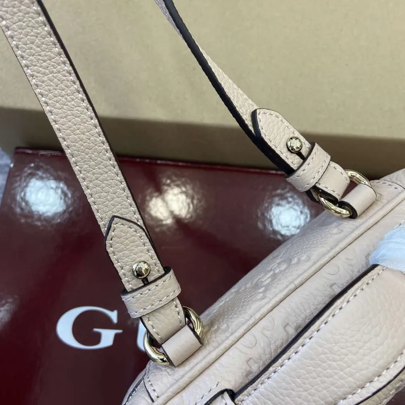 Gucci 815949 GG Emblem super mini taška béžová