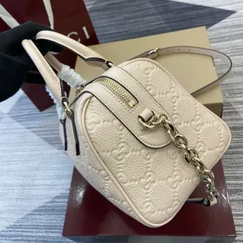 Gucci 815255 GG Emblem Malá kabelka s horním držadlem Béžová