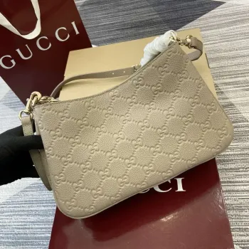 Gucci 815263 GG Emblem Malá Kapsička na Rameno Meruňková