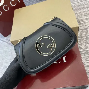 Gucci 815711 Gucci Blondie mini ramenní taška Černá