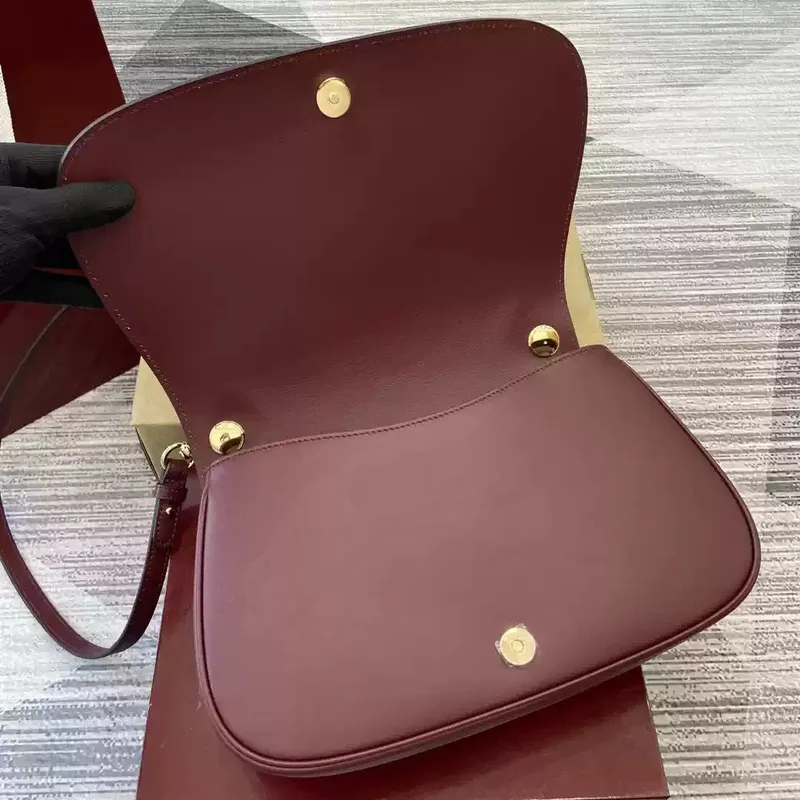 Gucci 815719 Gucci Blondie Medium taška s horním uchopem vínově červená