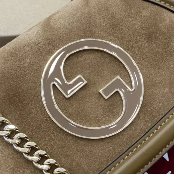 Gucci 815711 Gucci Blondie mini ramenní taška z jemné kůže tmavě hnědá