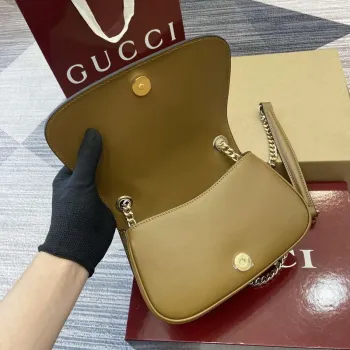 Gucci 815711 Gucci Blondie mini ramenní taška z jemné kůže tmavě hnědá