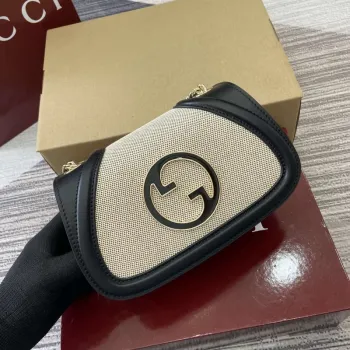 Gucci 815711 Gucci Blondie mini ramenní taška Béžová＆Černá
