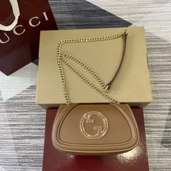 Gucci 815711 Gucci Blondie mini ramenní taška Hnědá