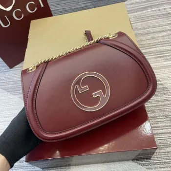 Gucci 815715 Gucci Blondie malá kabelka přes rameno vínově červená