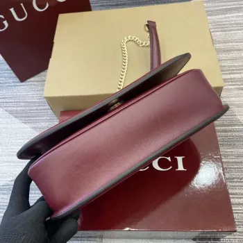 Gucci 815715 Gucci Blondie malá kabelka přes rameno vínově červená