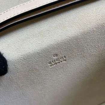 Gucci 795007 Dionysus střední kabelka s horním uchem Světle šedá