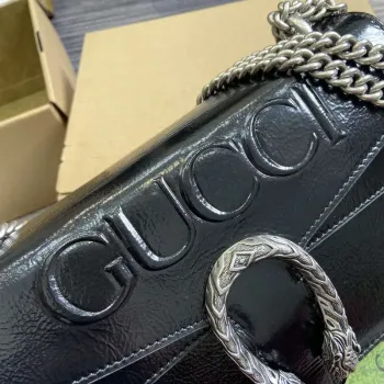 Gucci 795005 GG Dionysus malá kabelka přes rameno Černá lakovaná kůže s logem