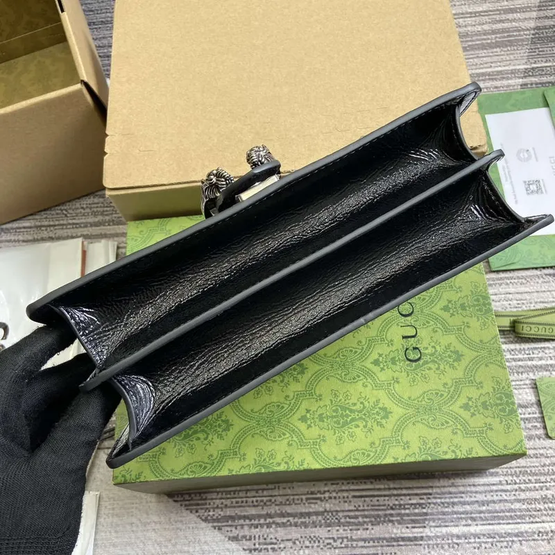Gucci 795005 GG Dionysus malá kabelka přes rameno Černá lakovaná kůže s logem