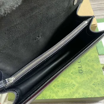 Gucci 795005 GG Dionysus malá kabelka přes rameno Černá lakovaná kůže s logem