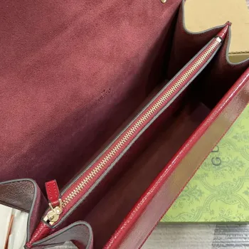 Gucci 795005 GG Dionysus malá kabelka přes rameno vínově červená lakovaná kůže