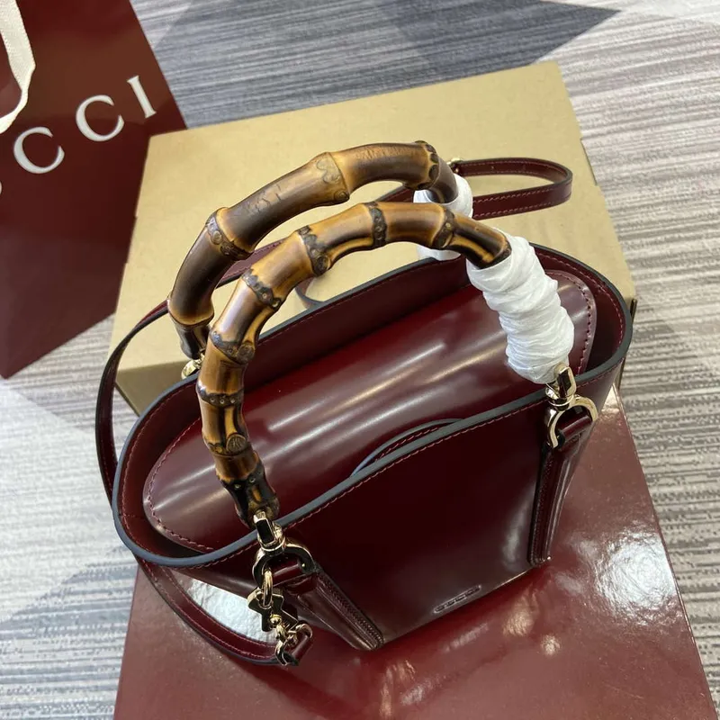 Gucci 805832 Mini Bamboo Top Handle Tote Bag vínově červená