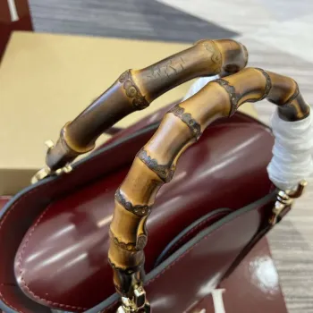 Gucci 805832 Mini Bamboo Top Handle Tote Bag vínově červená