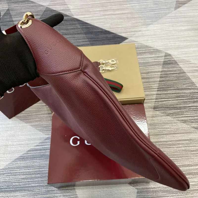 Gucci 815924 Gucci B Střední Kabelka přes rameno Vínově červená