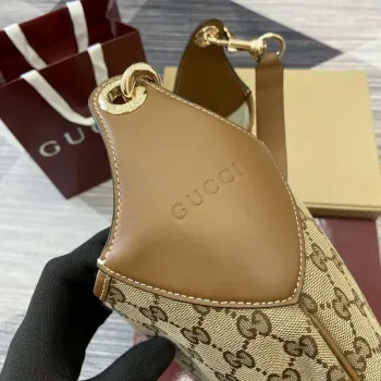 Gucci 815924 Gucci B Střední Kabelka přes rameno Hnědý kožený lem
