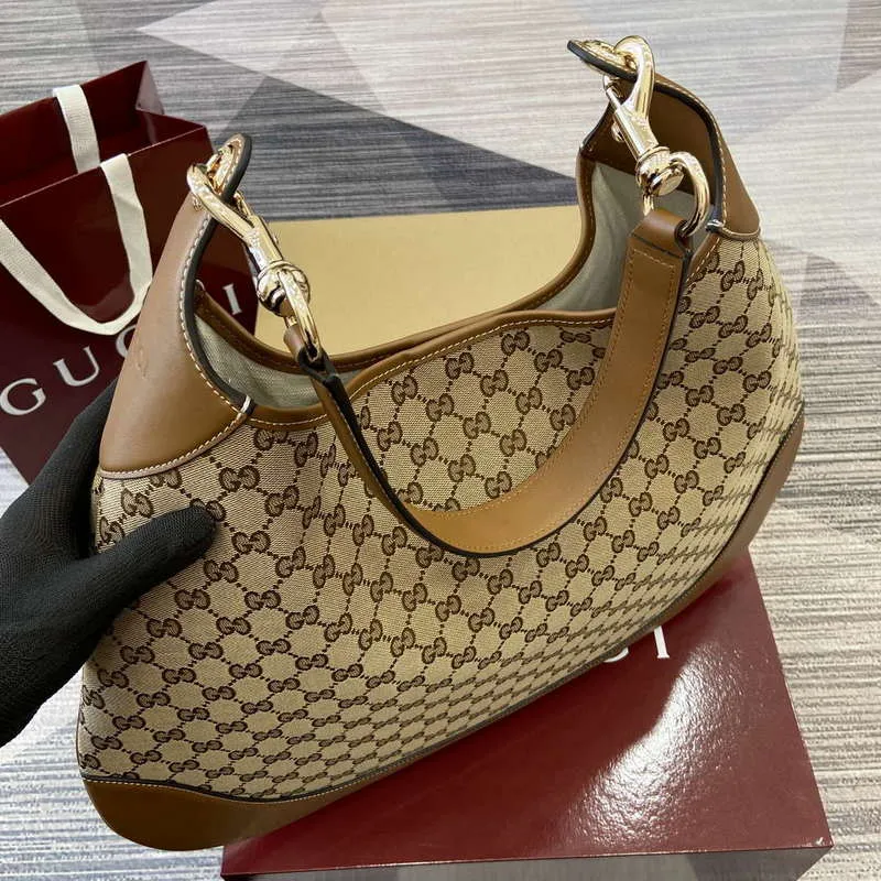 Gucci 815924 Gucci B Střední Kabelka přes rameno Hnědý kožený lem