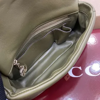 Gucci 806017 GG Milano Mini Top Handle Bag Zelená nadýchaná kůže
