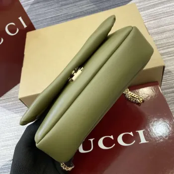 Gucci 806017 GG Milano Mini Top Handle Bag Zelená nadýchaná kůže