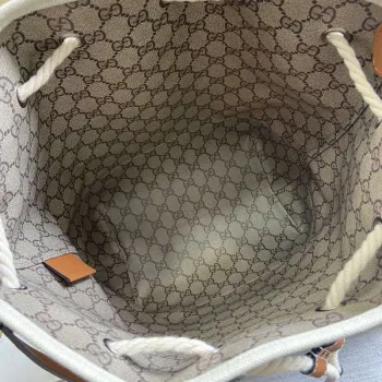 Gucci 772856 Kabelka přes rameno s potiskem Gucci Světle hnědé kožené detaily