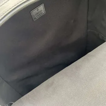 Gucci 792123 GG Supreme plátěný batoh černý