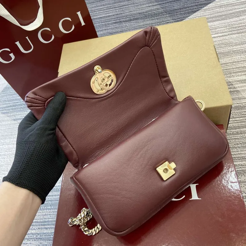 Gucci 806017 GG Milano Mini Top Handle Bag červená nadýchaná kůže
