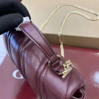 Gucci 806017 GG Milano Mini Top Handle Bag červená nadýchaná prošívaná kůže