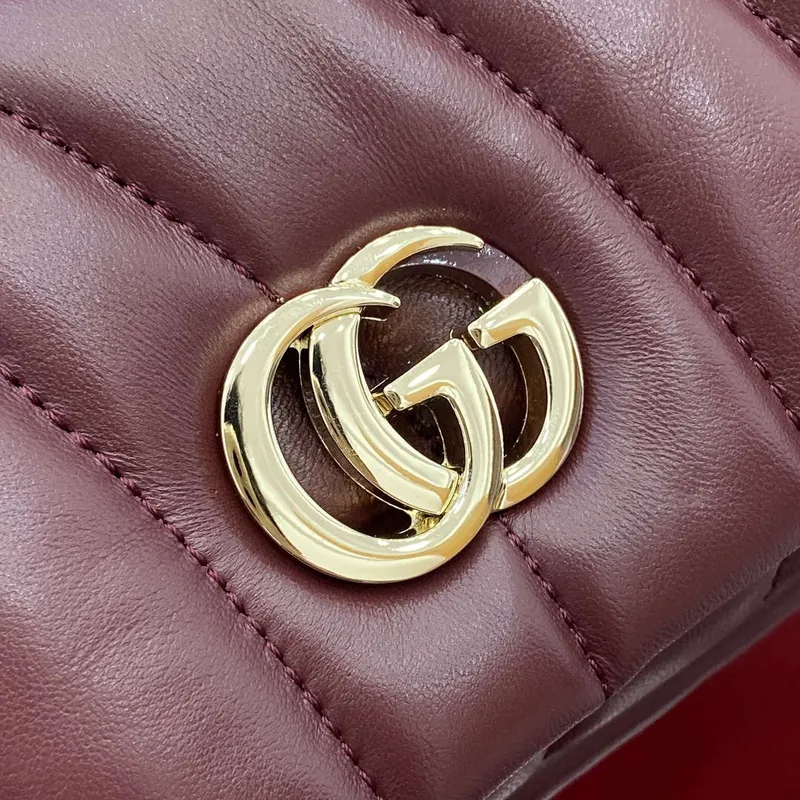 Gucci 806017 GG Milano Mini Top Handle Bag červená nadýchaná prošívaná kůže