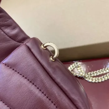 Gucci 806017 GG Milano Mini Top Handle Bag červená nadýchaná prošívaná kůže