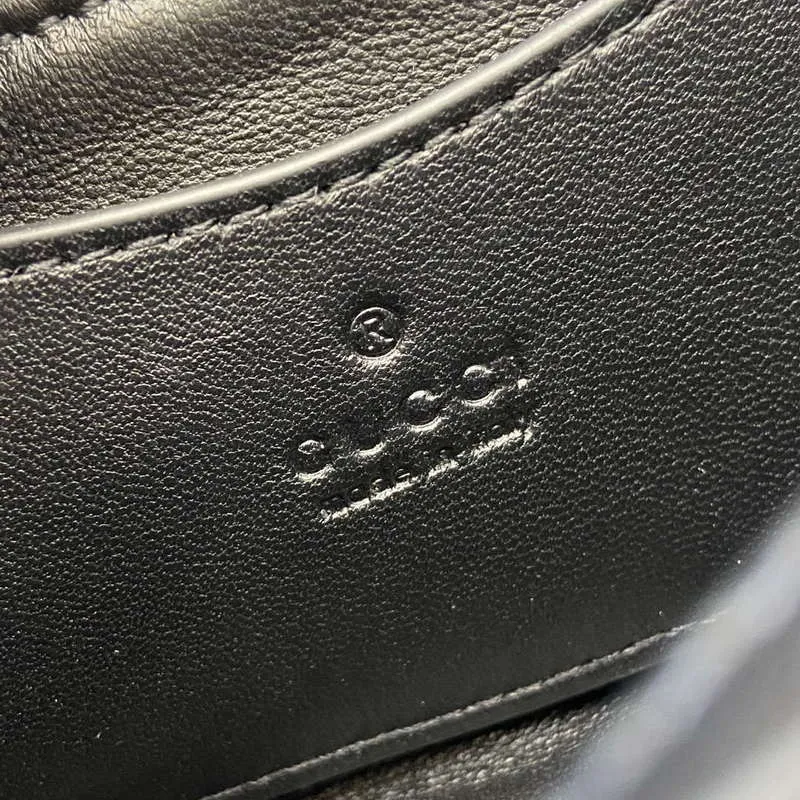 Gucci 806017 GG Milano Mini Top Handle Bag Černá nadýchaná kůže