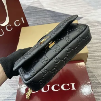 Gucci 806017 GG Milano Mini Top Handle Bag Černá GG nadýchaná kůže