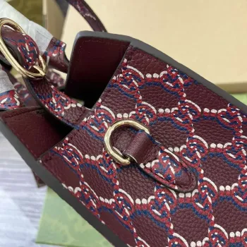Gucci 795349 Malá taška přes rameno s uzávěrem na háček vínově červená a vícebarevná kůže