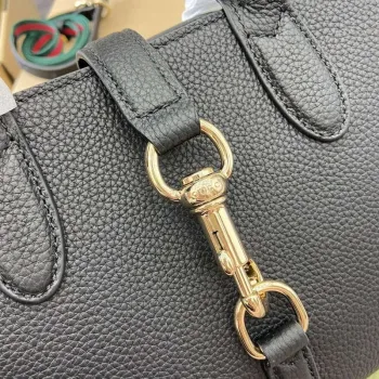 Gucci 795349 Malá taška přes rameno s uzávěrem na háček černá